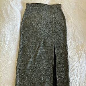 Black & Silver H&M Skirt w/Slit - Size S